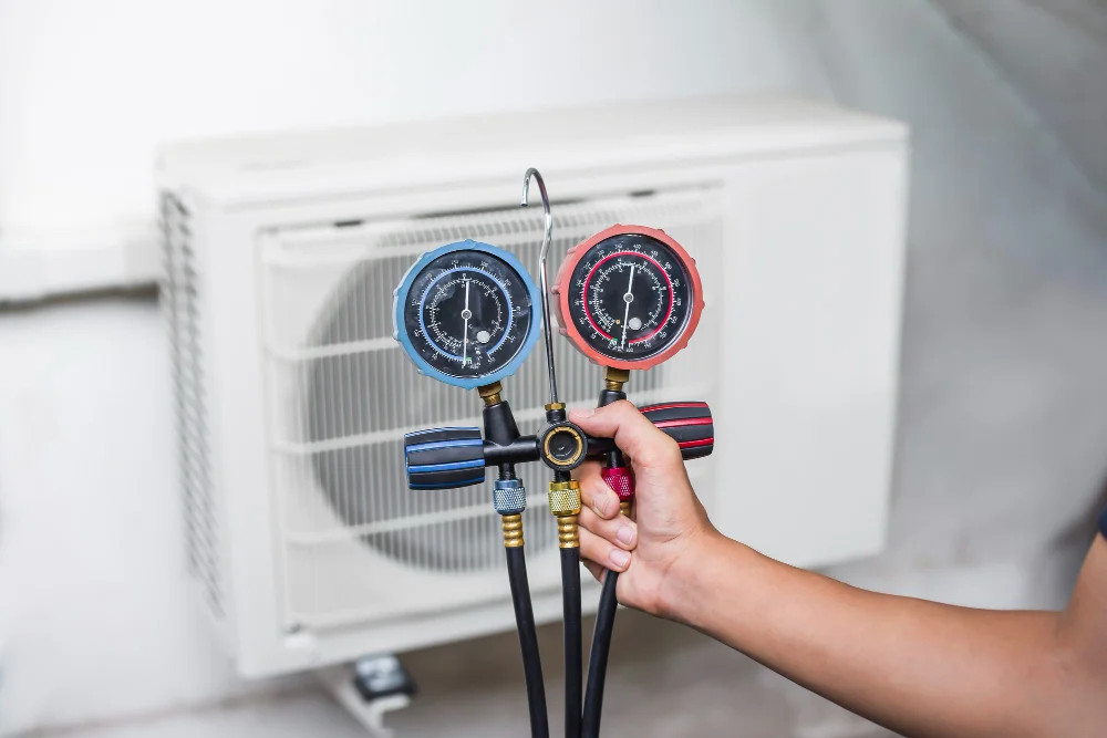 Photo of Mantenimiento periódico de sistemas de compresores.